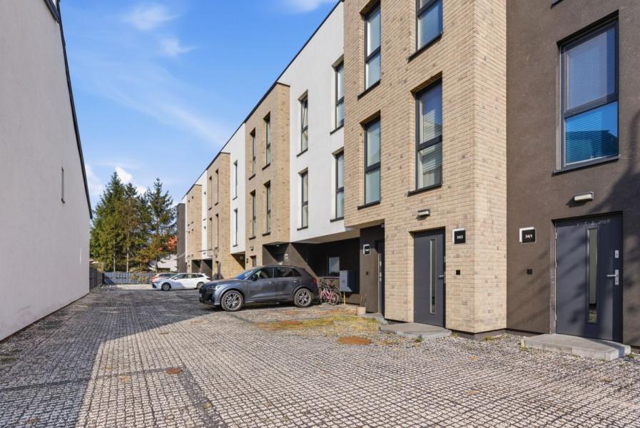 Ząbki Ząbki, Gabriela Narutowicza