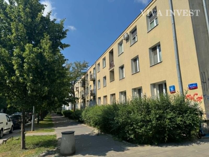 Warszawa Praga-Południe, Paryska