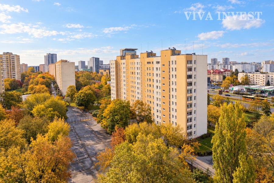 Warszawa Praga-Południe, Ostrobramska