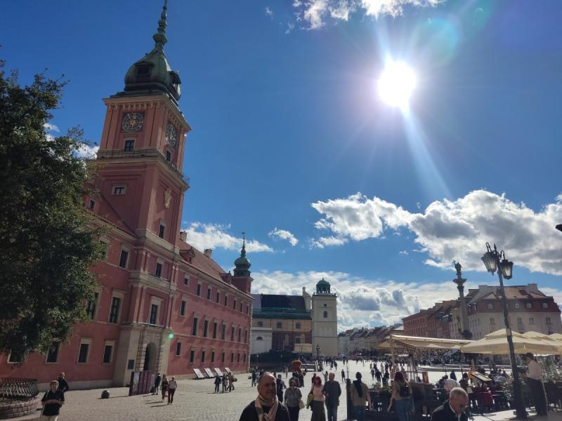 Warszawa Śródmieście, Świętojańska