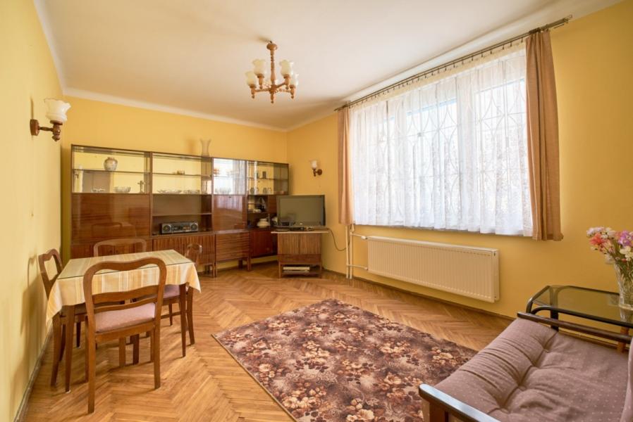 Warszawa Praga-Północ, Karola Linneusza
