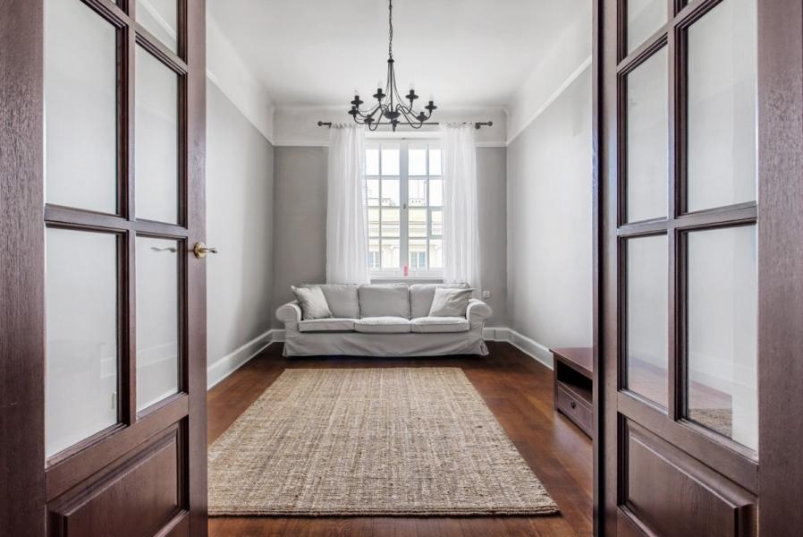 Warszawa Śródmieście, Nowy Świat