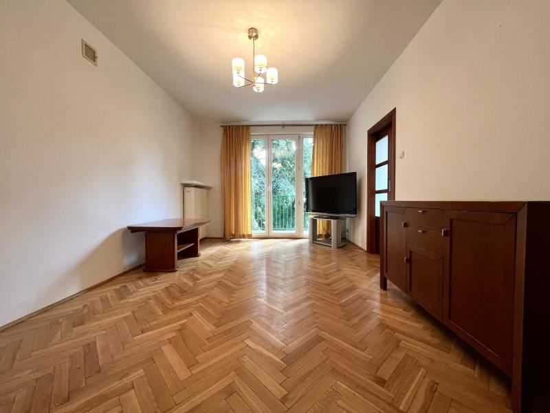 Warszawa Praga-Południe, Wersalska
