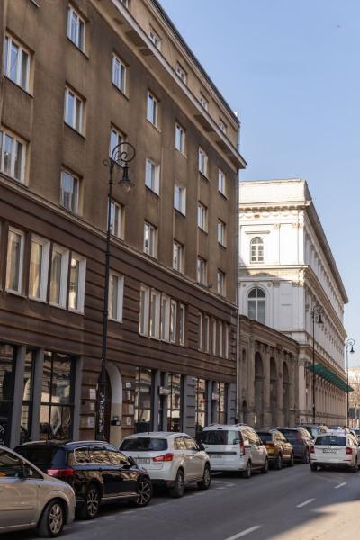 Warszawa Śródmieście, Mazowiecka