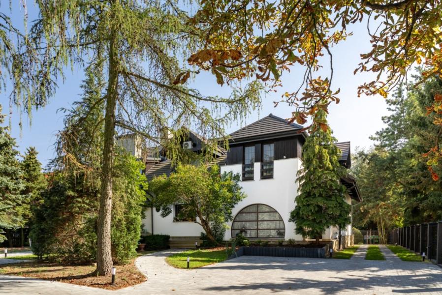 Warszawa Ursynów, Krasnowolska