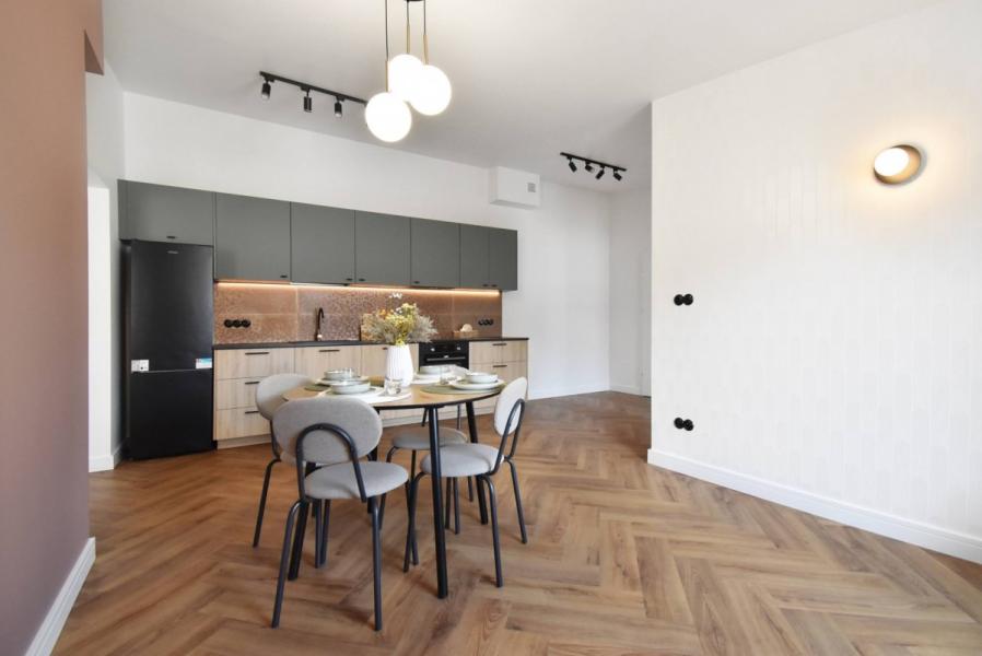 Warszawa Praga-Południe, Mińska