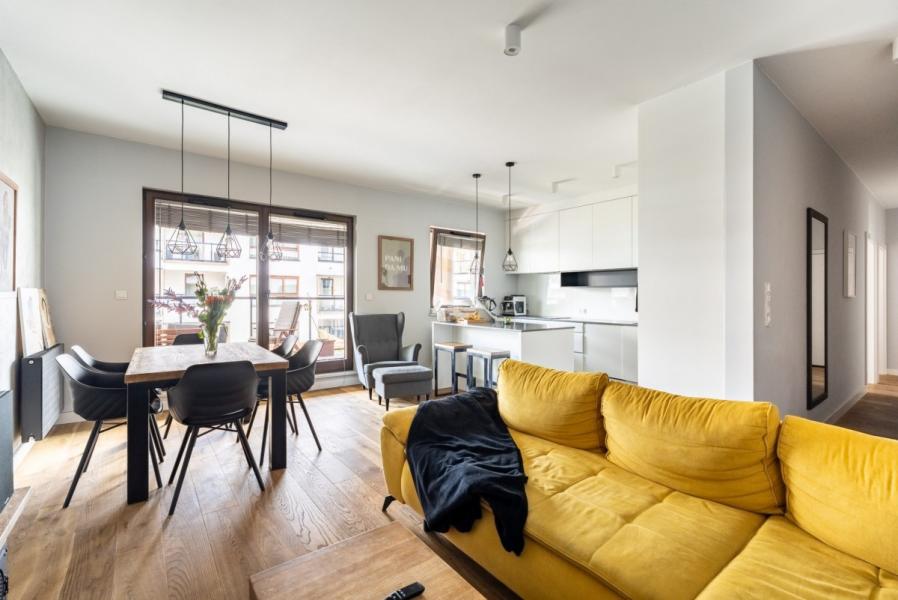 Warszawa Wilanów, Aleja Rzeczypospolitej