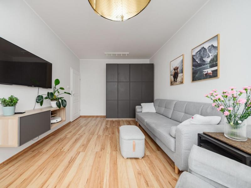 Warszawa Śródmieście, Stawki