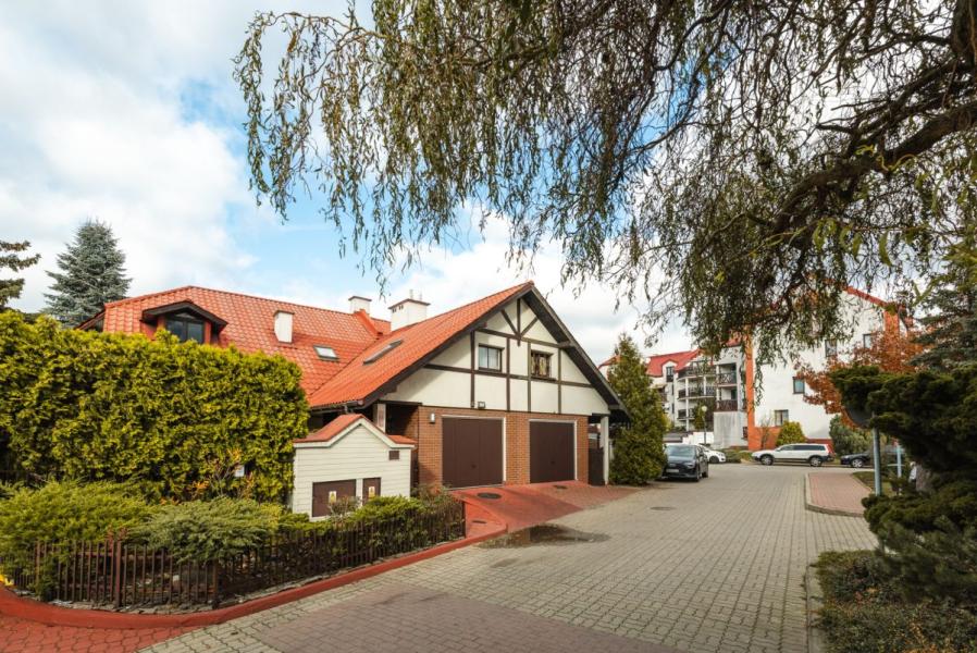 Warszawa Targówek, Róży Wiatrów