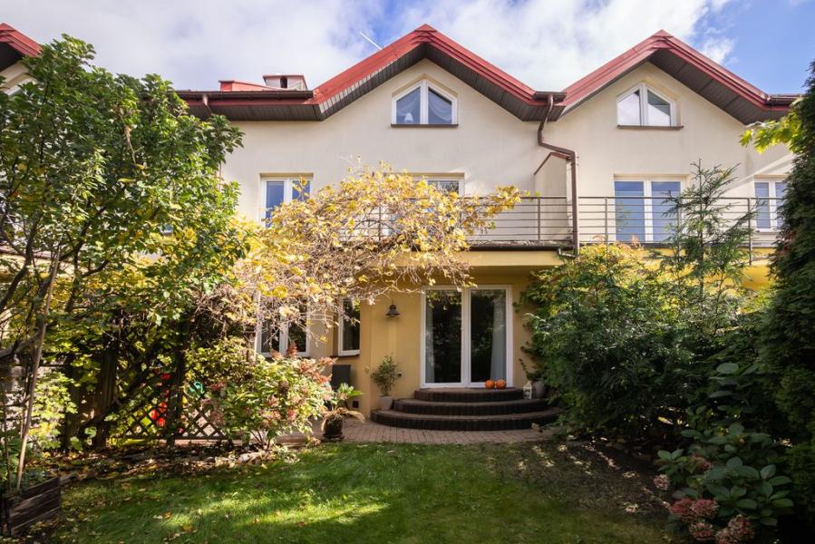 Warszawa Wawer, Jeziorowa