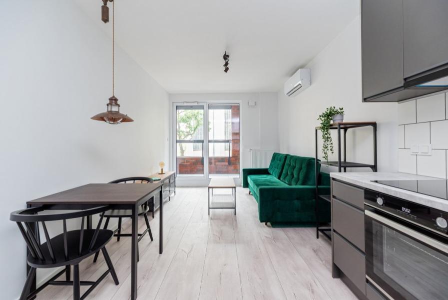 Warszawa Praga-Północ, Szwedzka