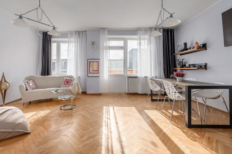 Warszawa Śródmieście, Hoża