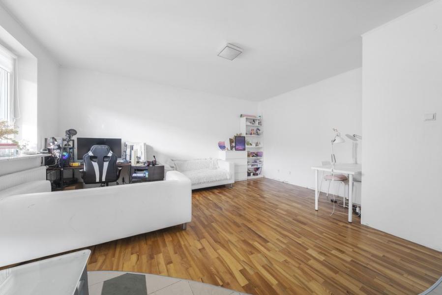 Warszawa Białołęka, Odkryta