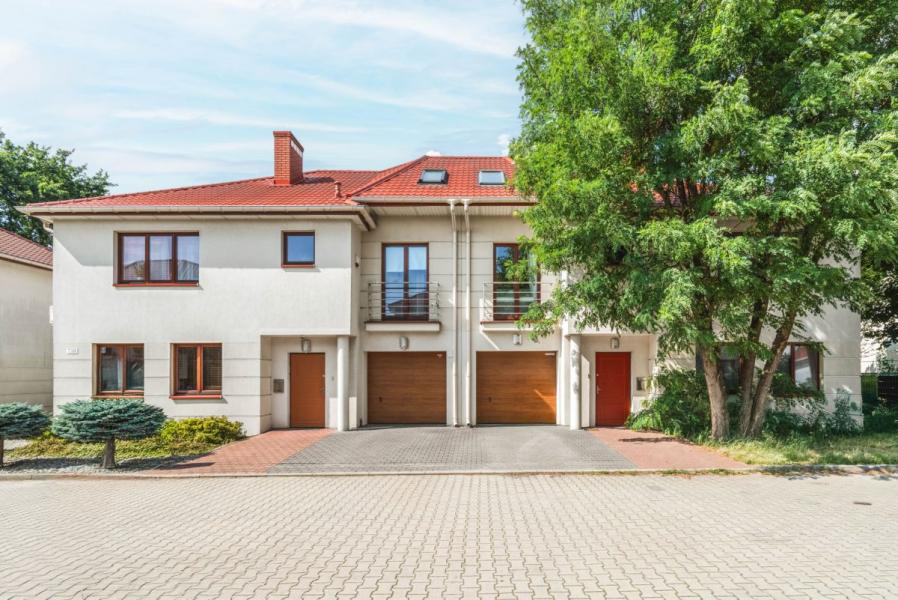 Warszawa Wawer, Strzygłowska