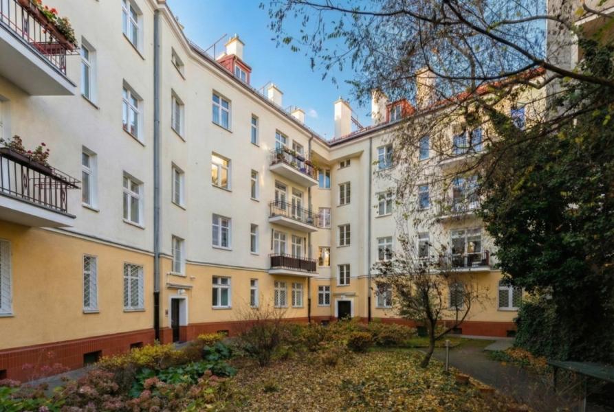 Warszawa Ochota, Grójecka