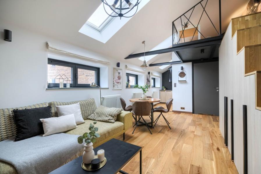 Warszawa Praga-Północ, Kawęczyńska