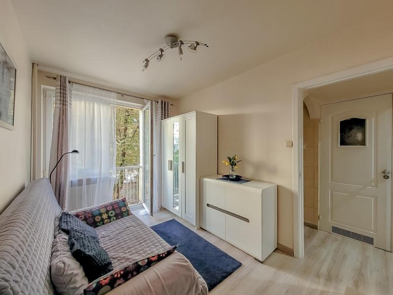 Warszawa Wola, Złota