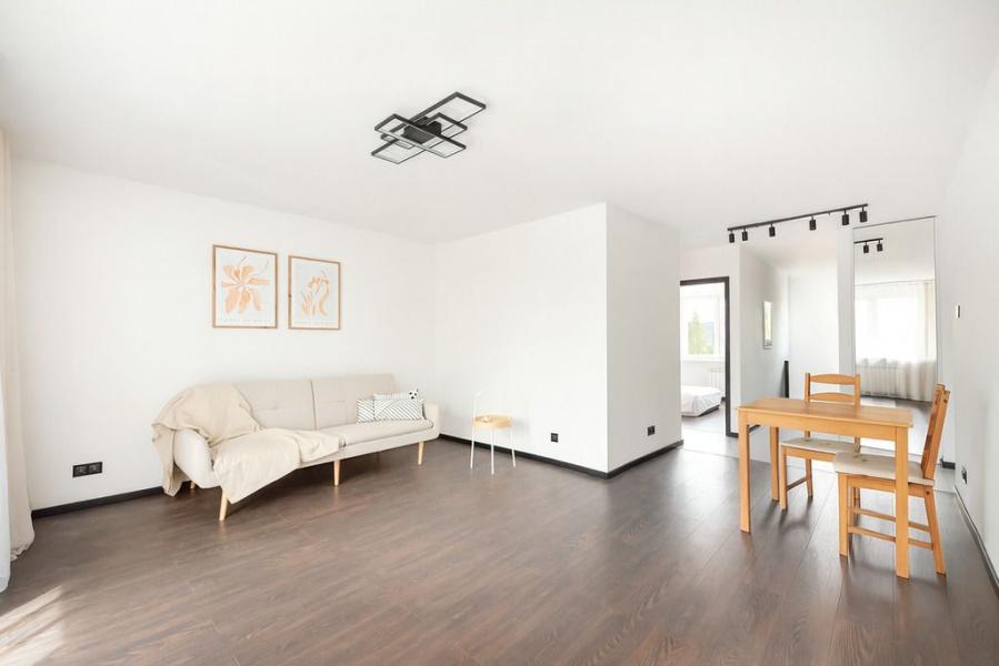 Warszawa Praga-Południe, Grenadierów