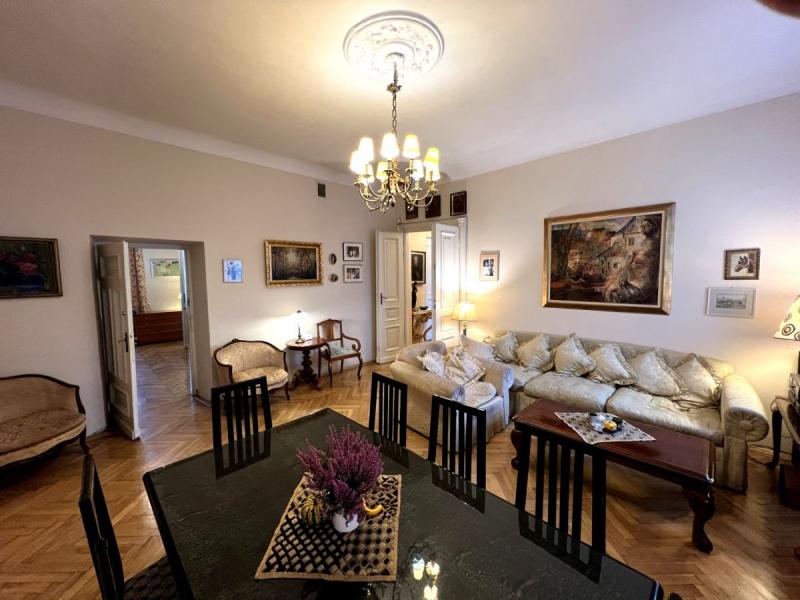 Warszawa Praga-Północ, Targowa