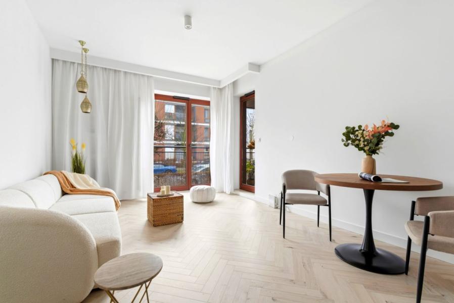 Warszawa Wilanów, Aleja Rzeczypospolitej