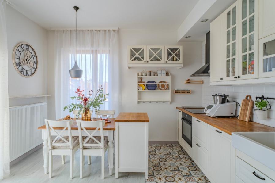 Warszawa Praga-Południe, Biskupia