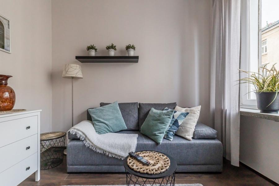 Warszawa Śródmieście, Smolna