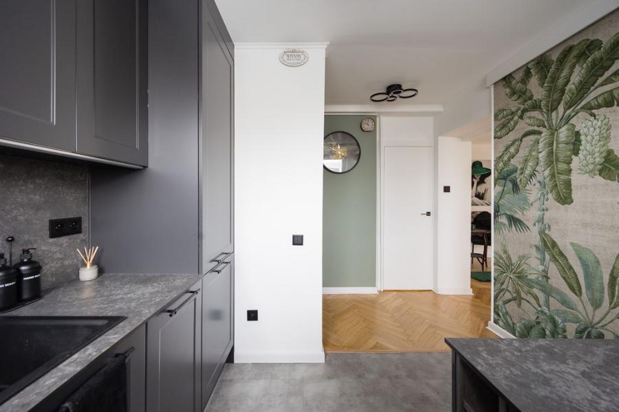 Warszawa Śródmieście, Niska