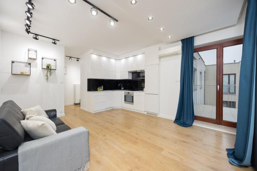 Warszawa Wilanów, Kazachska