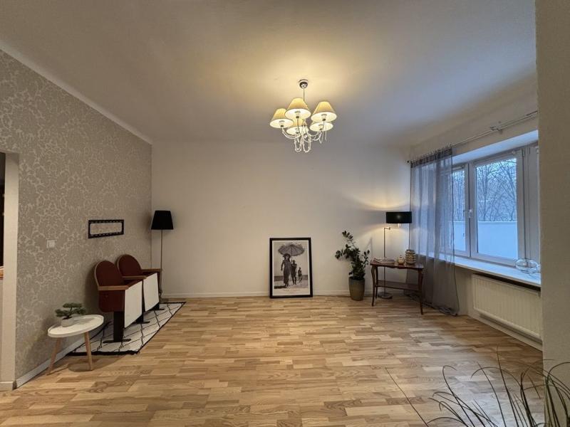 Warszawa Śródmieście, Juliana Smulikowskiego