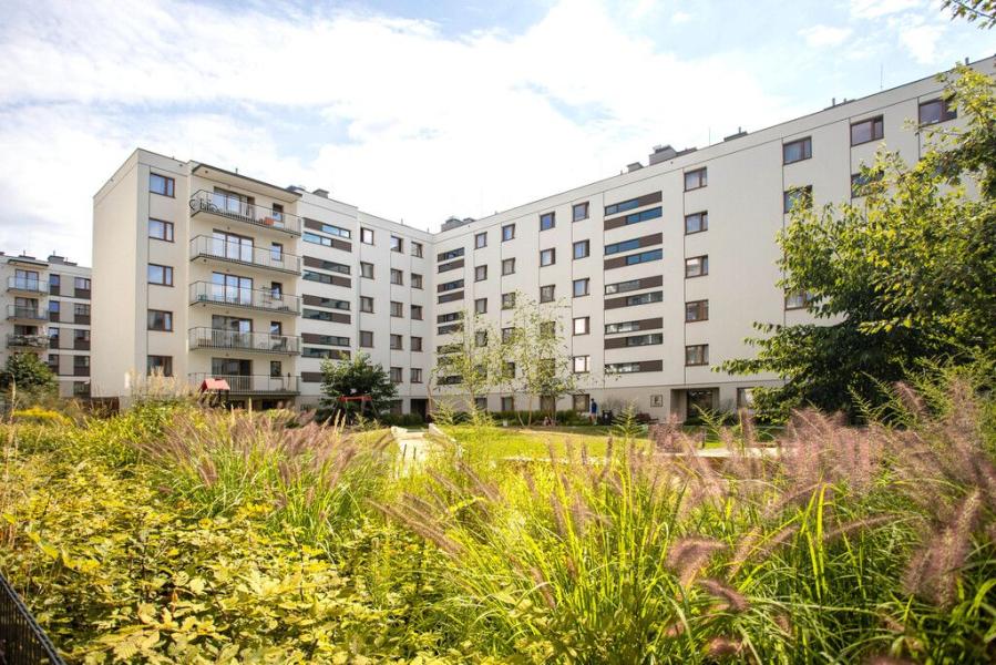 Warszawa Praga-Południe, Żupnicza