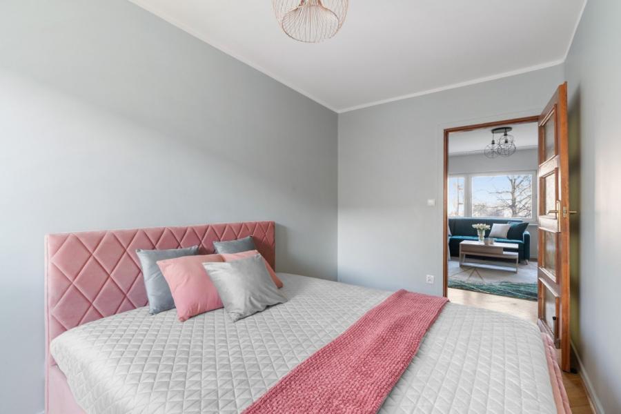 Warszawa Wola, Pustola