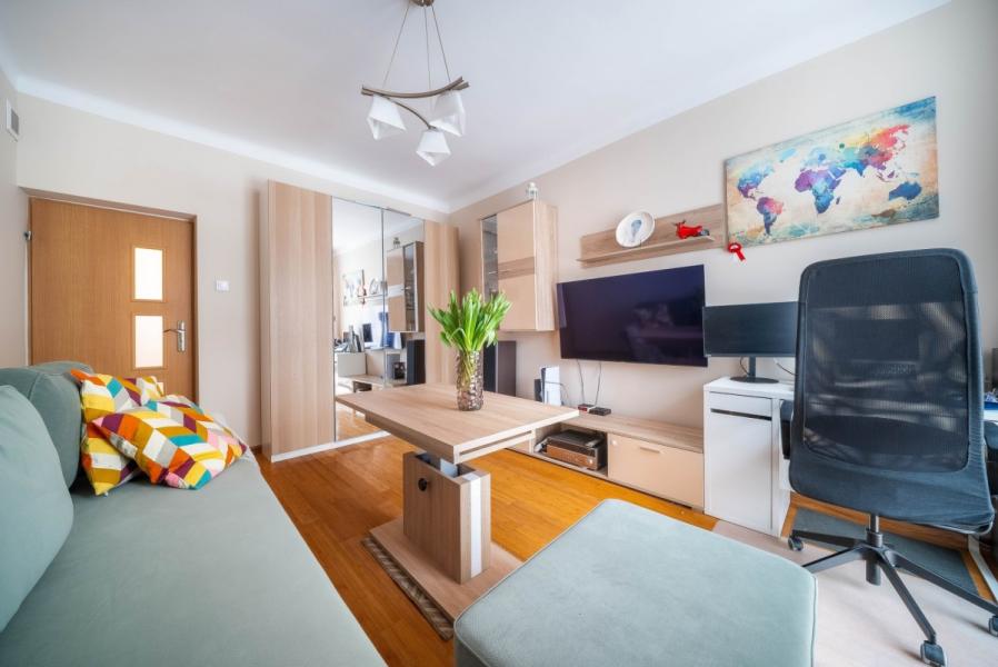 Warszawa Wola, Ożarowska