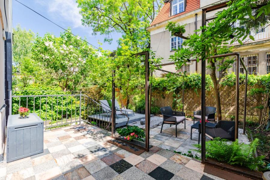 Warszawa Ochota, Prezydencka