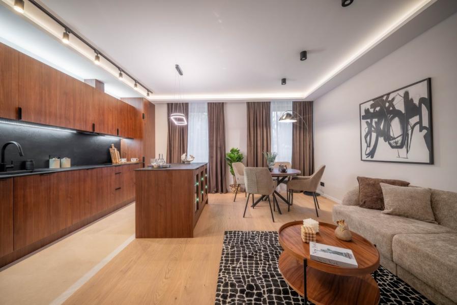 Warszawa Mokotów, Przejazd