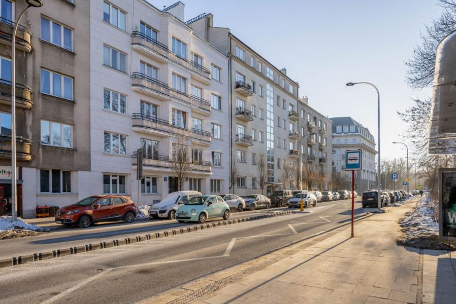 Warszawa Śródmieście, Ludna