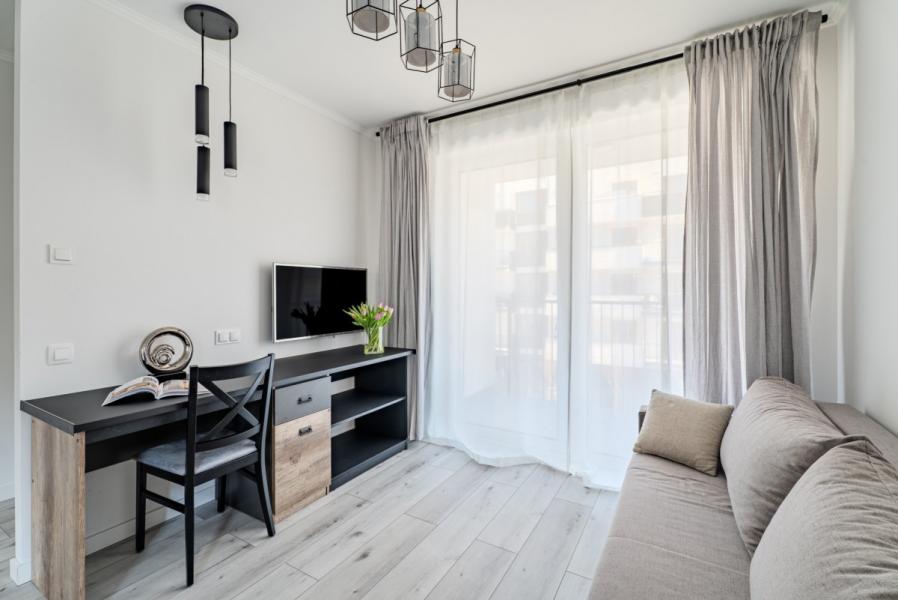 Warszawa Włochy, Łopuszańska