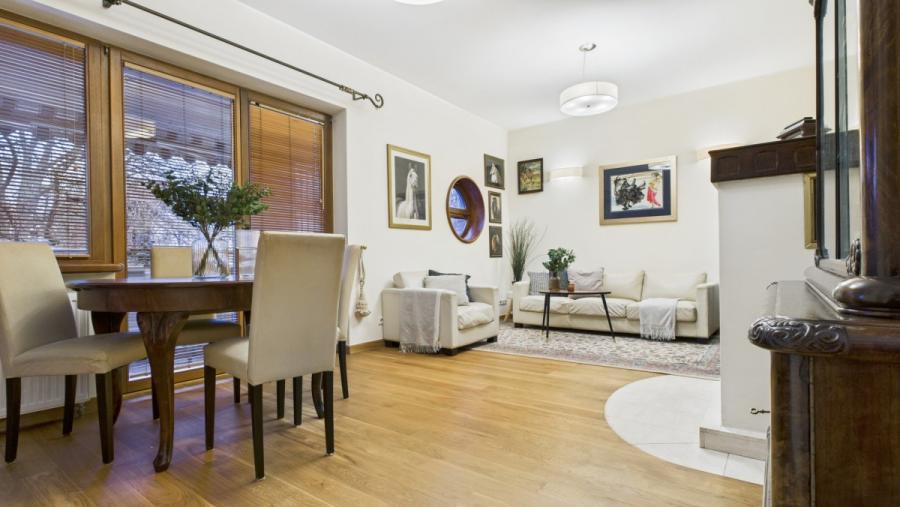 Warszawa Bielany, Pelplińska