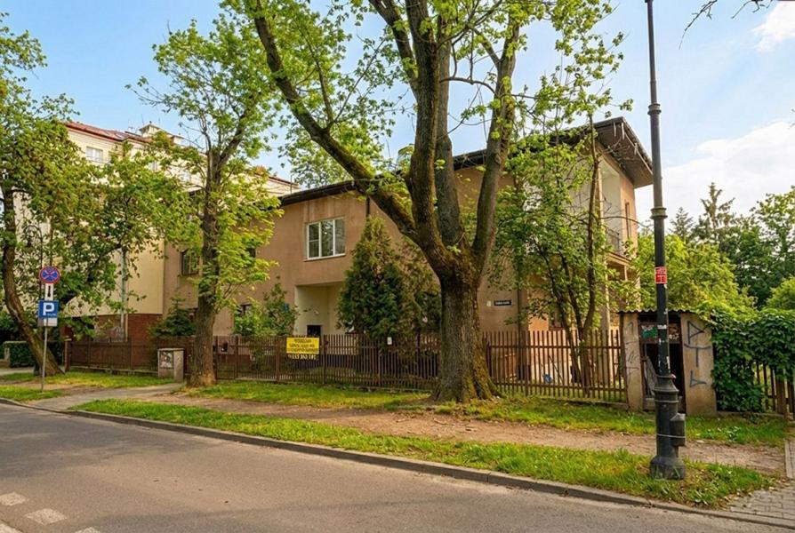 Warszawa Praga-Południe, Jakubowska