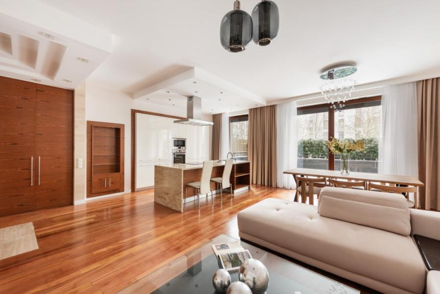 Warszawa Wilanów, Sarmacka