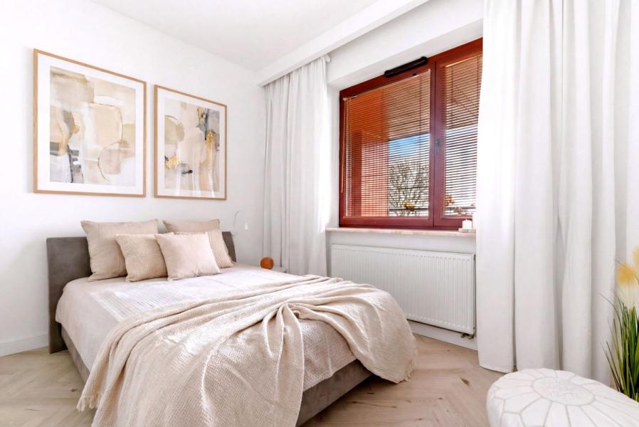 Warszawa Wilanów, Aleja Rzeczypospolitej