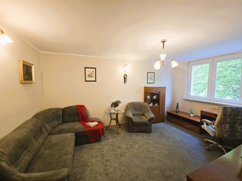 Warszawa Wola, Miła