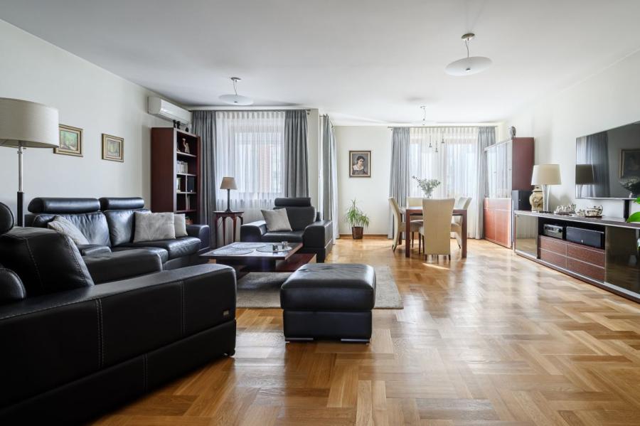 Warszawa Praga-Południe, Władysława Witwickiego