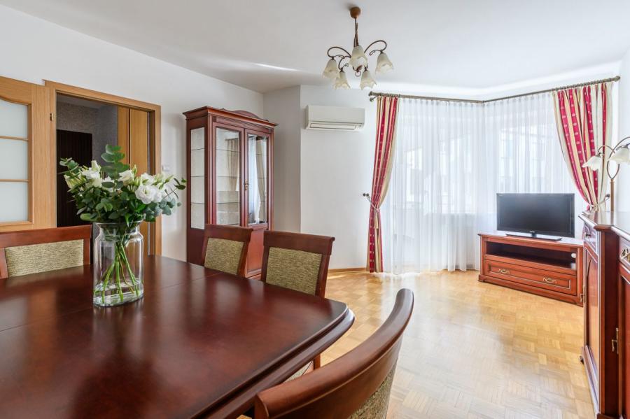 Warszawa Praga-Południe, Poligonowa