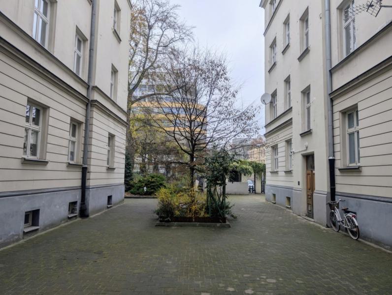 Warszawa Śródmieście, Wilcza