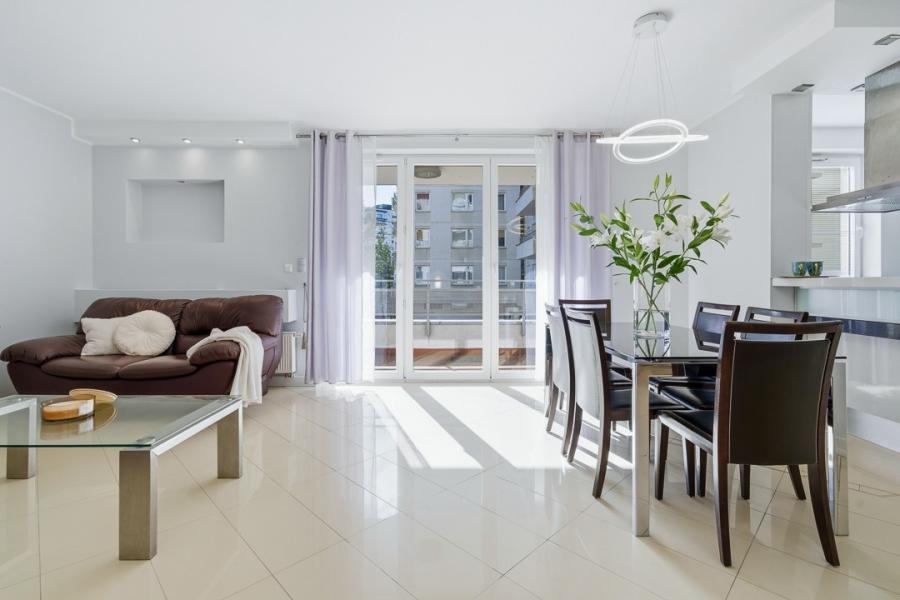 Warszawa Mokotów, Przejazd