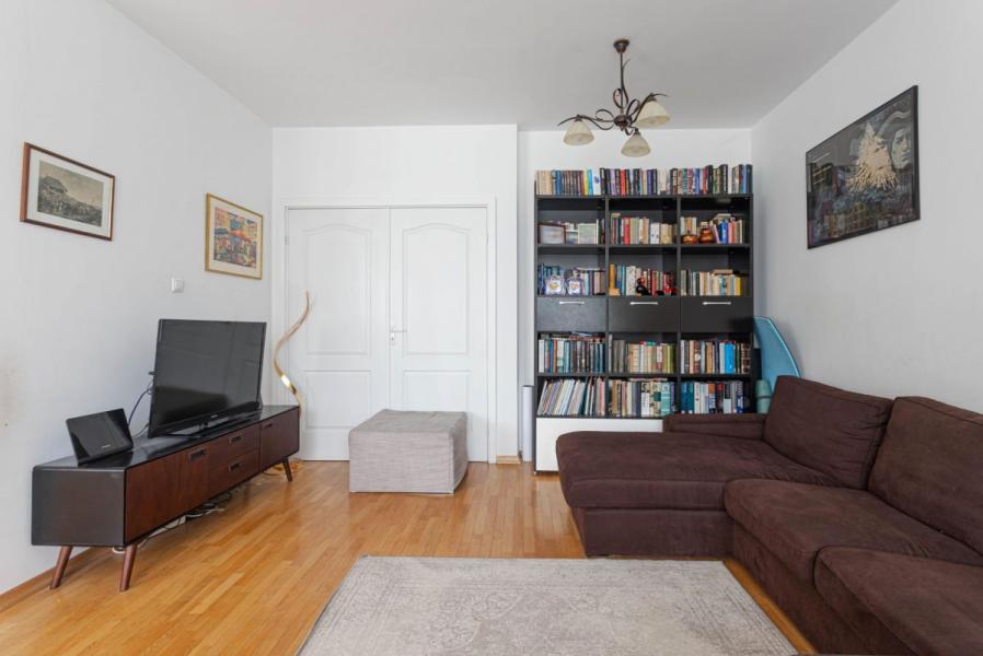 Warszawa Mokotów, Łowicka