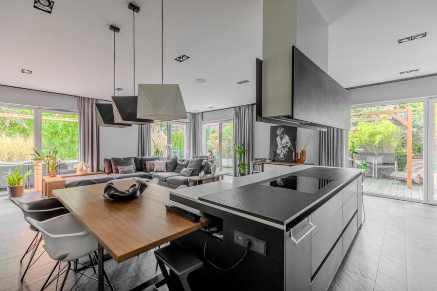 Warszawa Bielany, Raduńska