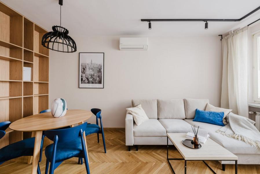 Warszawa Śródmieście, Mokotowska