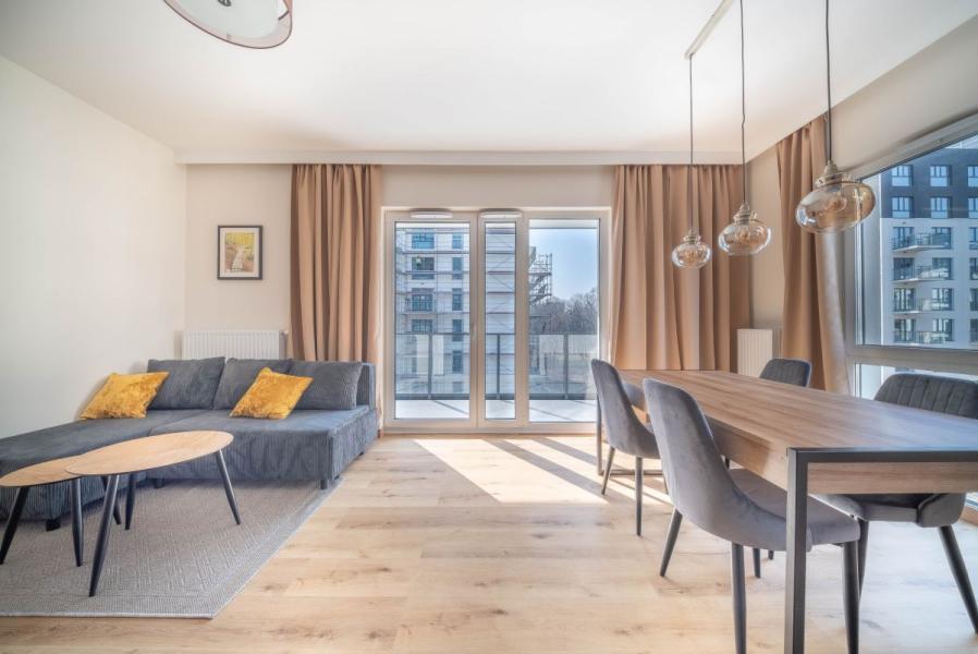 Warszawa Wola, Redutowa