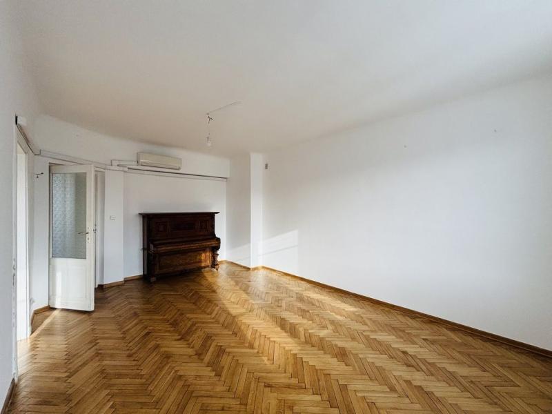 Warszawa Śródmieście, 3 Maja